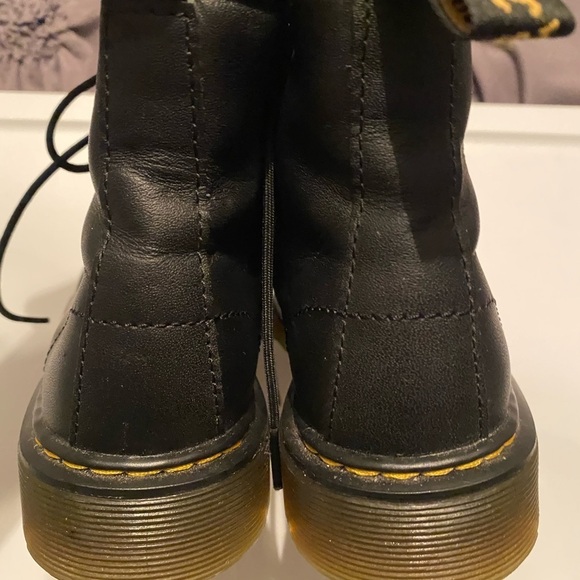 JUNIOR 1460 SOFTY T LEATHER LACE UP BOOTS Size 3 - Picture 7 of 12